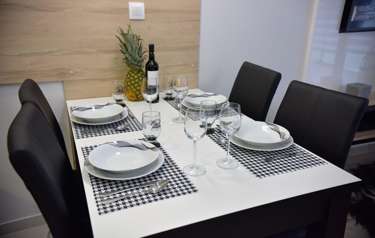 Apartamenty Platan Opieszyn 2 Września エクステリア 写真