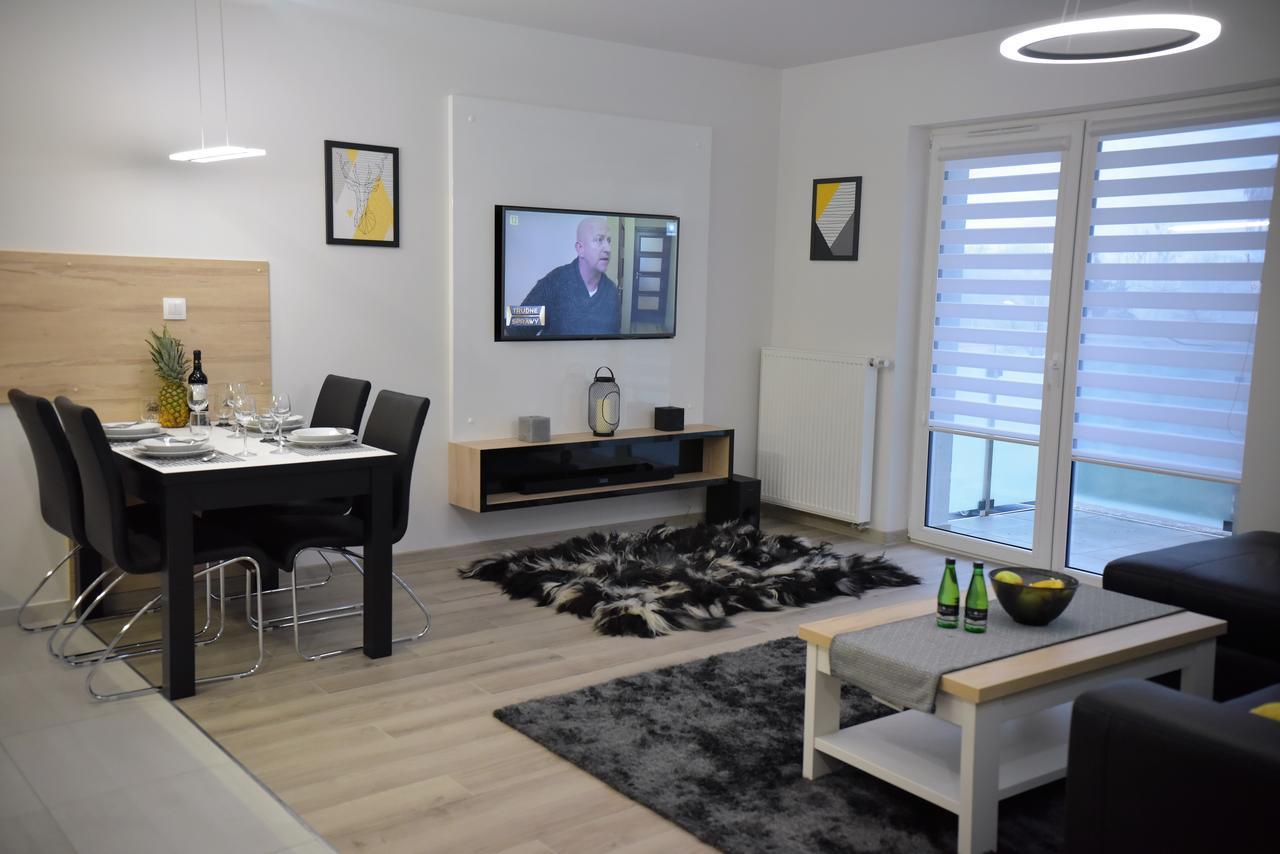 Apartamenty Platan Opieszyn 2 Września エクステリア 写真