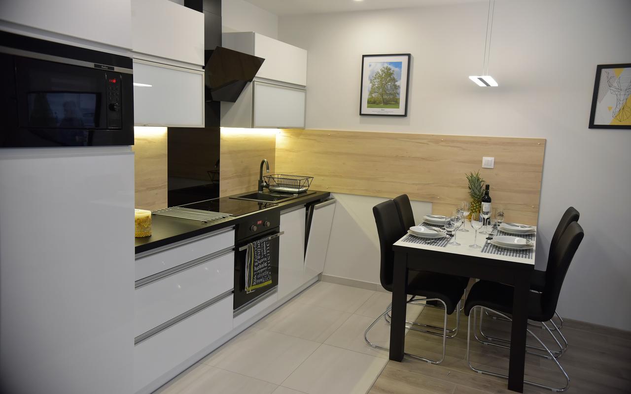 Apartamenty Platan Opieszyn 2 Września エクステリア 写真